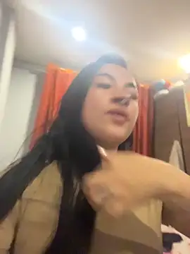 kimberly_peter Adlı Modelin Canlı Sohbet Odası