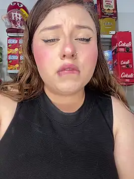 kitty__pinnk Adlı Modelin Canlı Sohbet Odası