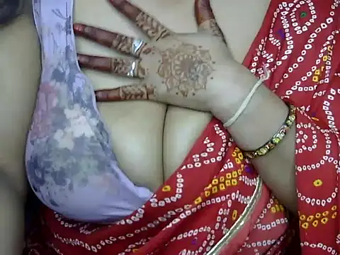 غرفة دردشة HOT_MAIRA المباشرة