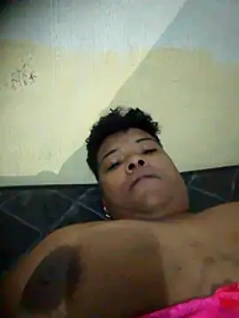 חדר צ'אט בשידור חי של DeHotBBW