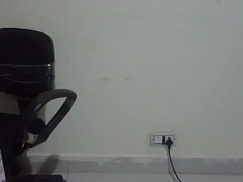 Živá chatovací místnost shivi_jaan