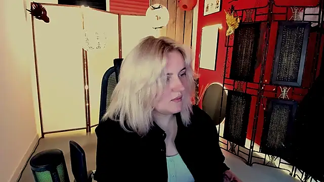 KathyBriggsn Live chat-huone
