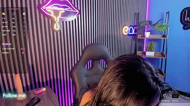 Luna_roose1 Adlı Modelin Canlı Sohbet Odası