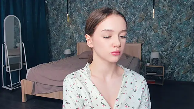 SharriSang Adlı Modelin Canlı Sohbet Odası