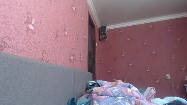 CharleyReid Adlı Modelin Canlı Sohbet Odası