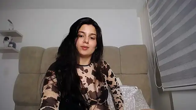 חדר צ'אט בשידור חי של SofiaBanks_