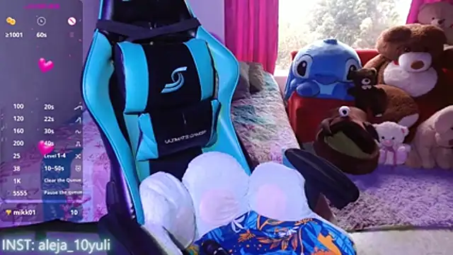 Živá chatovací místnost aleja_1028
