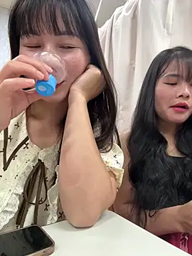 Naked-xx Live chatroom