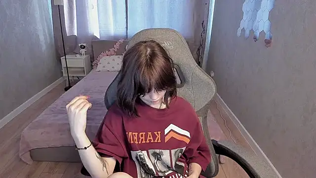Loly_Cuttie – live chatrum