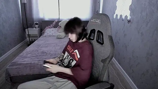 Loly_Cuttie's Live Chat Room