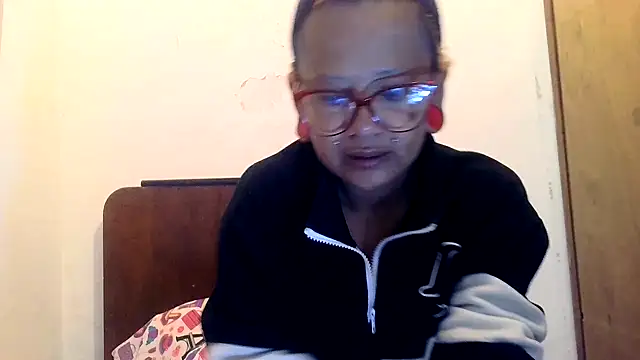 Chat soba uživo modela xblackstarX1