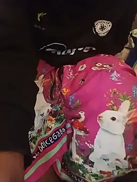 חדר צ'אט בשידור חי של bigmumy