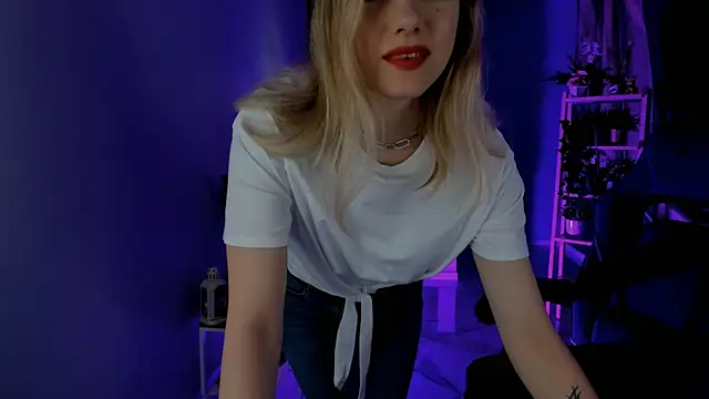 Živá chatovací místnost VireliaMoonfall