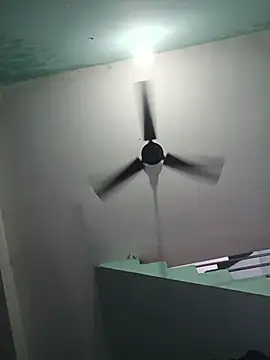 Raanieoy012 Cameră chat live