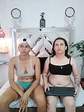 Natasha_and_zoe_ live-chat rom