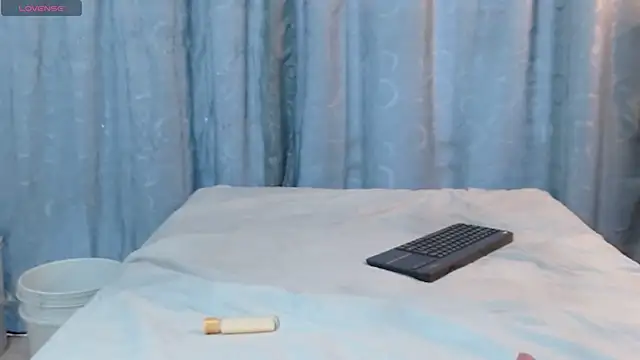 חדר צ'אט בשידור חי של Natasha_and_zoe_
