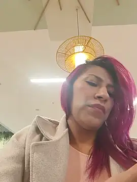 غرفة دردشة tatianabelli المباشرة