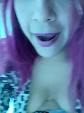 Phòng Chat Trực Tiếp tatianabelli