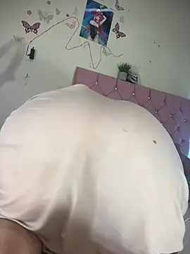 Marian_fadel Adlı Modelin Canlı Sohbet Odası