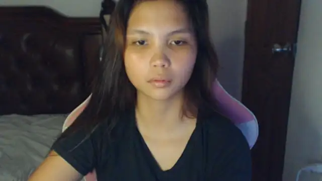 Živá chatovací místnost annlovesyou