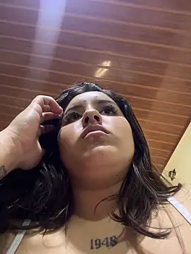 Chat soba uživo modela Norabyxxx