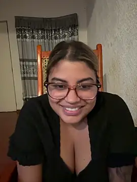 C1N09's Live Chat Room