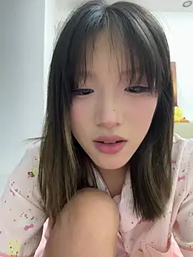 Meow_827 Adlı Modelin Canlı Sohbet Odası