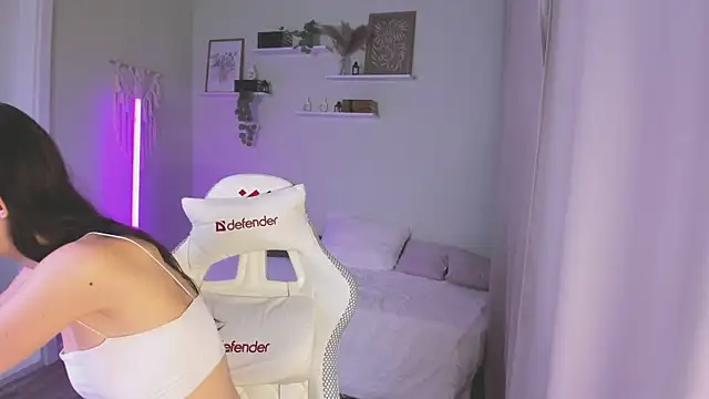 غرفة دردشة AnnaOddy المباشرة