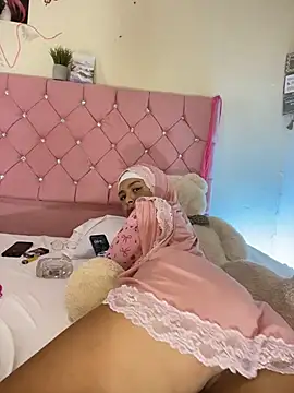 alia_asad 现场聊天室