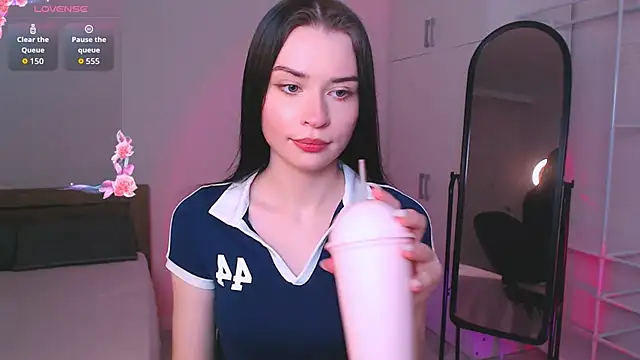 Tina_Charm – live chatrum