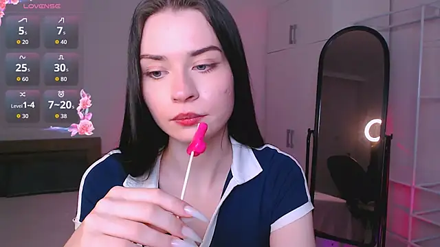 Tina_Charm Live Chatraum