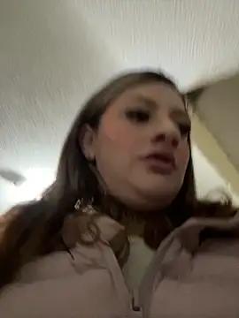 Elie-RothXXX Live Chatraum
