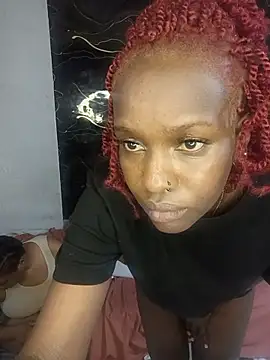 Blondieeey – Naživo XXX chat
