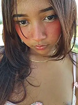 Pretty_karol live-chat rom