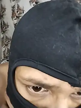 Chat ao vivo de Cute-Adhya