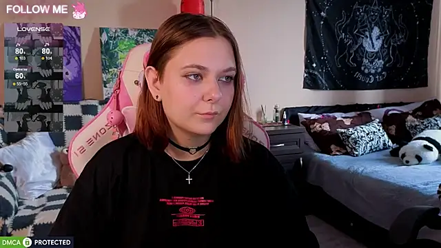 Chloe_Cherrys: онлайн-чат