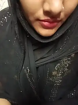 Živá chatovací místnost Miss_Noor__