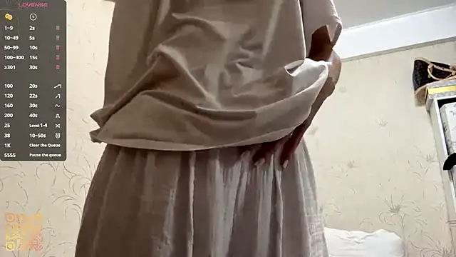 Chat soba uživo modela NamiLoon