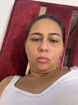 Chat ao vivo de _violeta_99
