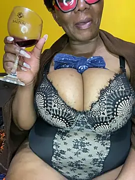 Bilik Sembang Langsung BoobsQueeen