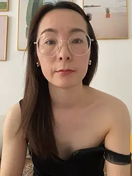 Phòng Chat Trực Tiếp you-520