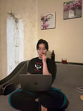 Z_Milll Live Chatraum