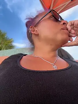 Quinn_damilf Cameră chat live