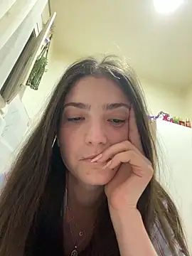 Živá chatovací místnost Amamos333