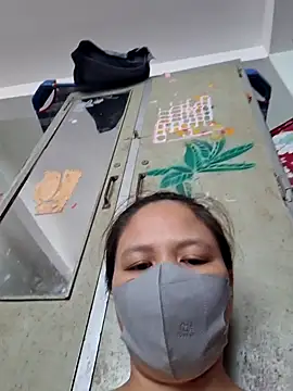 Yummy_9x Cameră chat live