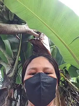 Yummy_9x Adlı Modelin Canlı Sohbet Odası