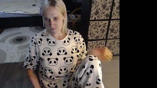 Sweet_hot_shrmp Adlı Modelin Canlı Sohbet Odası