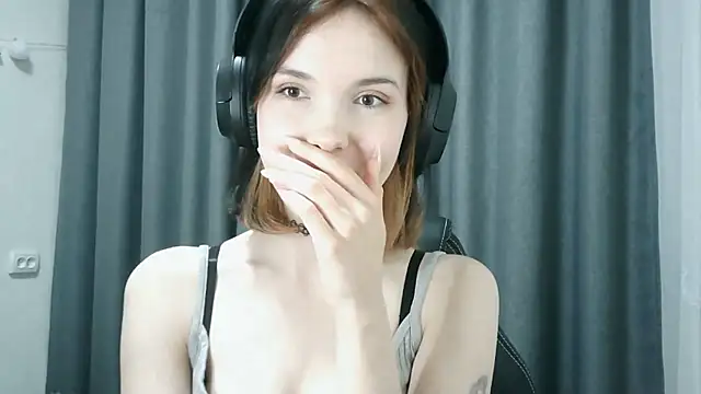 RubyBooby Adlı Modelin Canlı Sohbet Odası