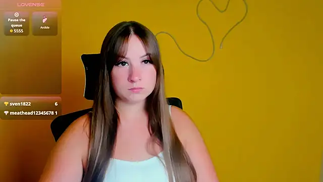 Tiffani_Angel's Live Chat Room