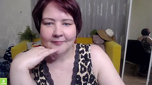 Phòng Chat Trực Tiếp QUEEN02030